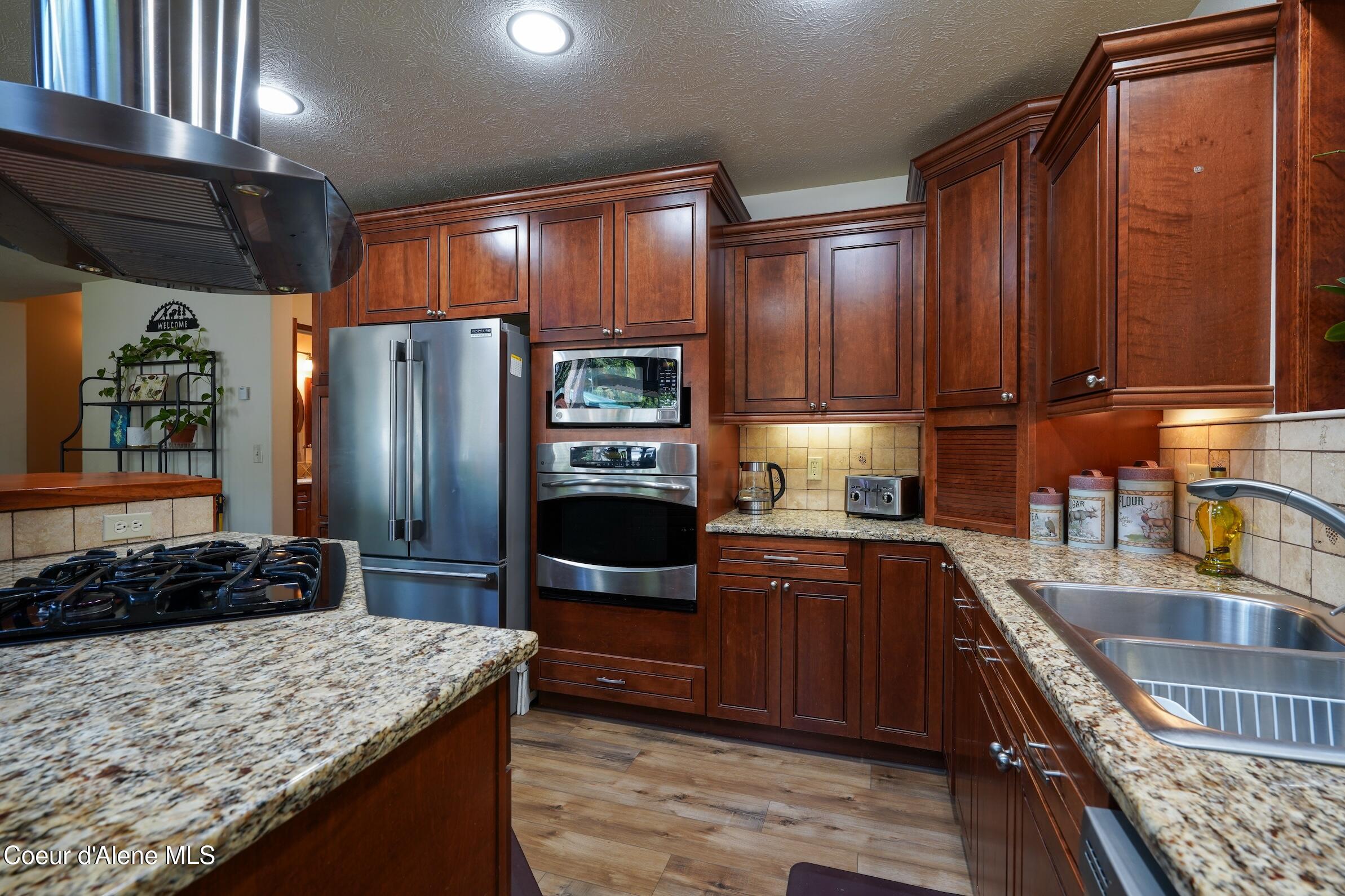 306 Scranton Avenue Coolin, ID 83821 - Photo 7 of 30 DSC06198