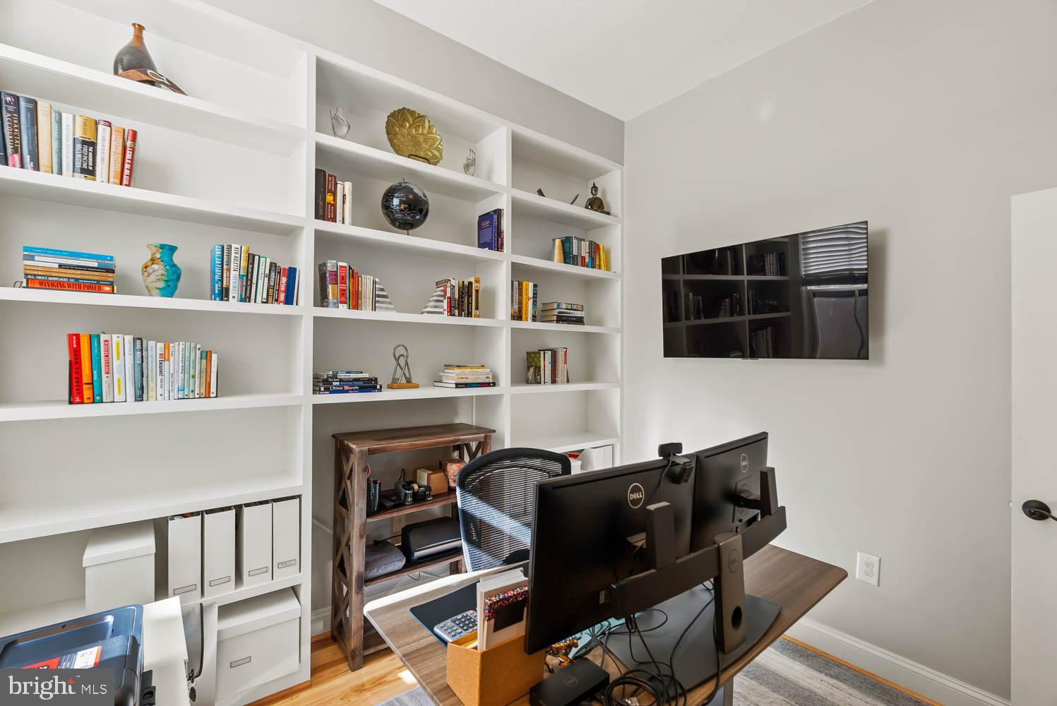 1224 R Street Northwest, Unit 2B Washington, DC 20009 - Photo 14 of 36