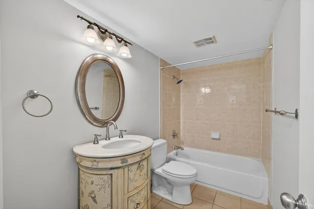 $2,950 | 382 Golfview Road, Unit C, North Palm Beach, FL 33408