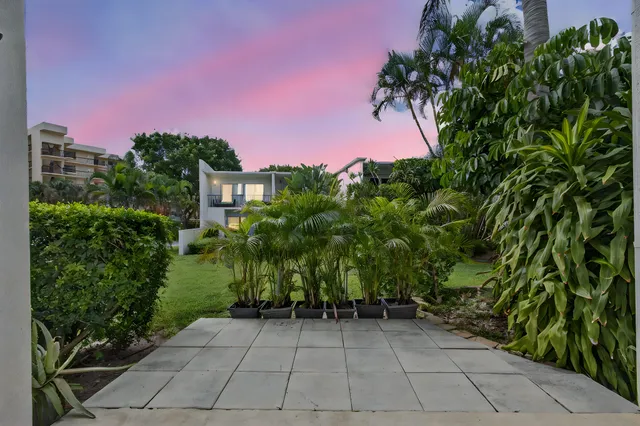 $2,950 | 382 Golfview Road, Unit C, North Palm Beach, FL 33408