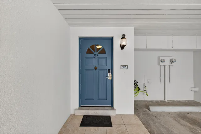 $2,950 | 382 Golfview Road, Unit C, North Palm Beach, FL 33408