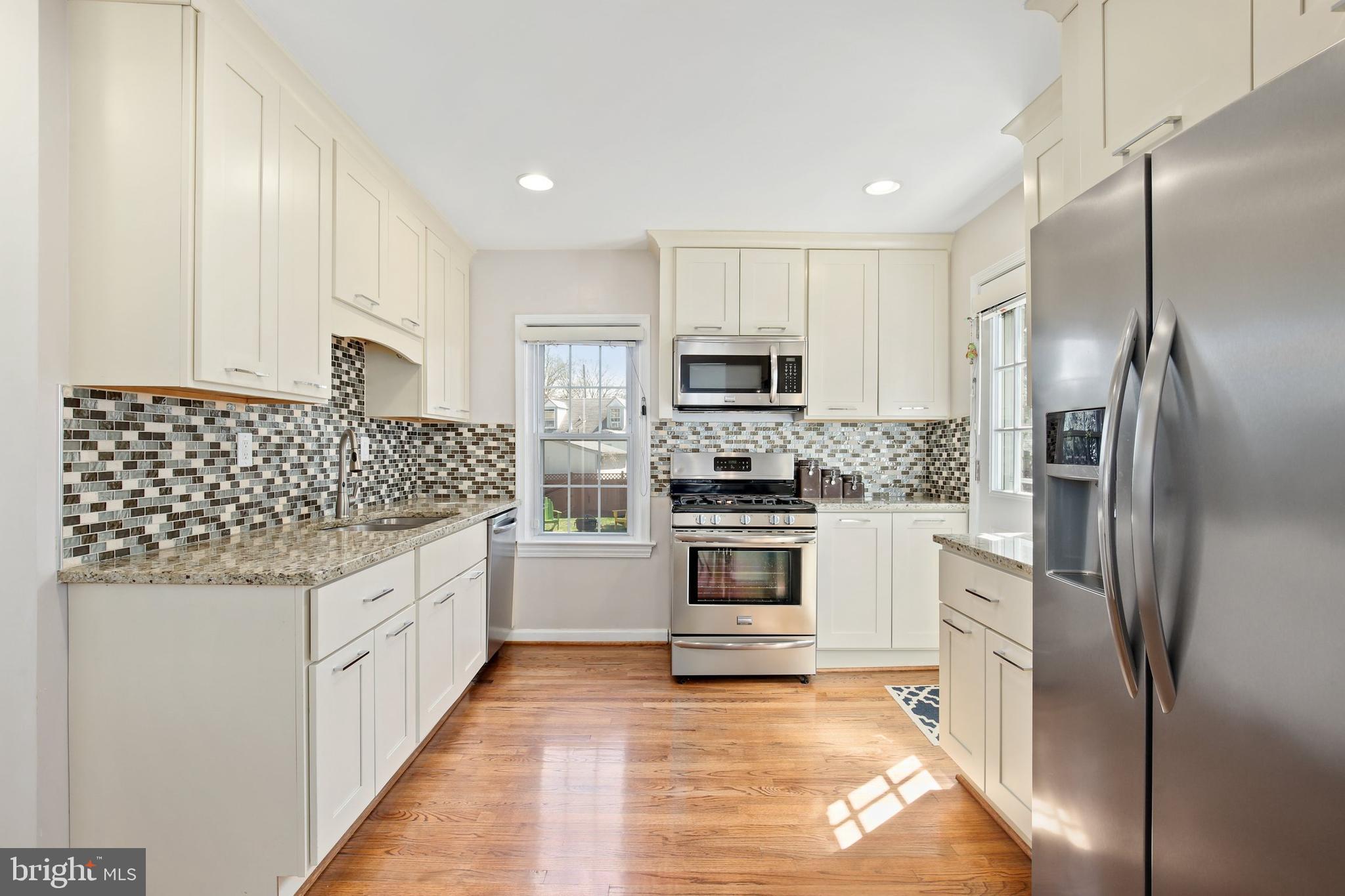 10159 Sutherland Road Silver Spring, MD 20901 - Photo 14 of 54