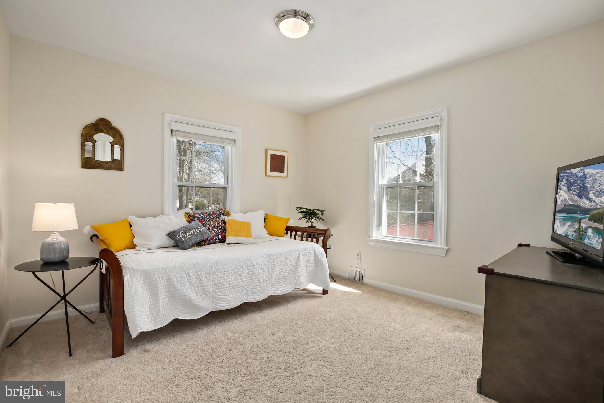 10159 Sutherland Road Silver Spring, MD 20901 - Photo 20 of 54