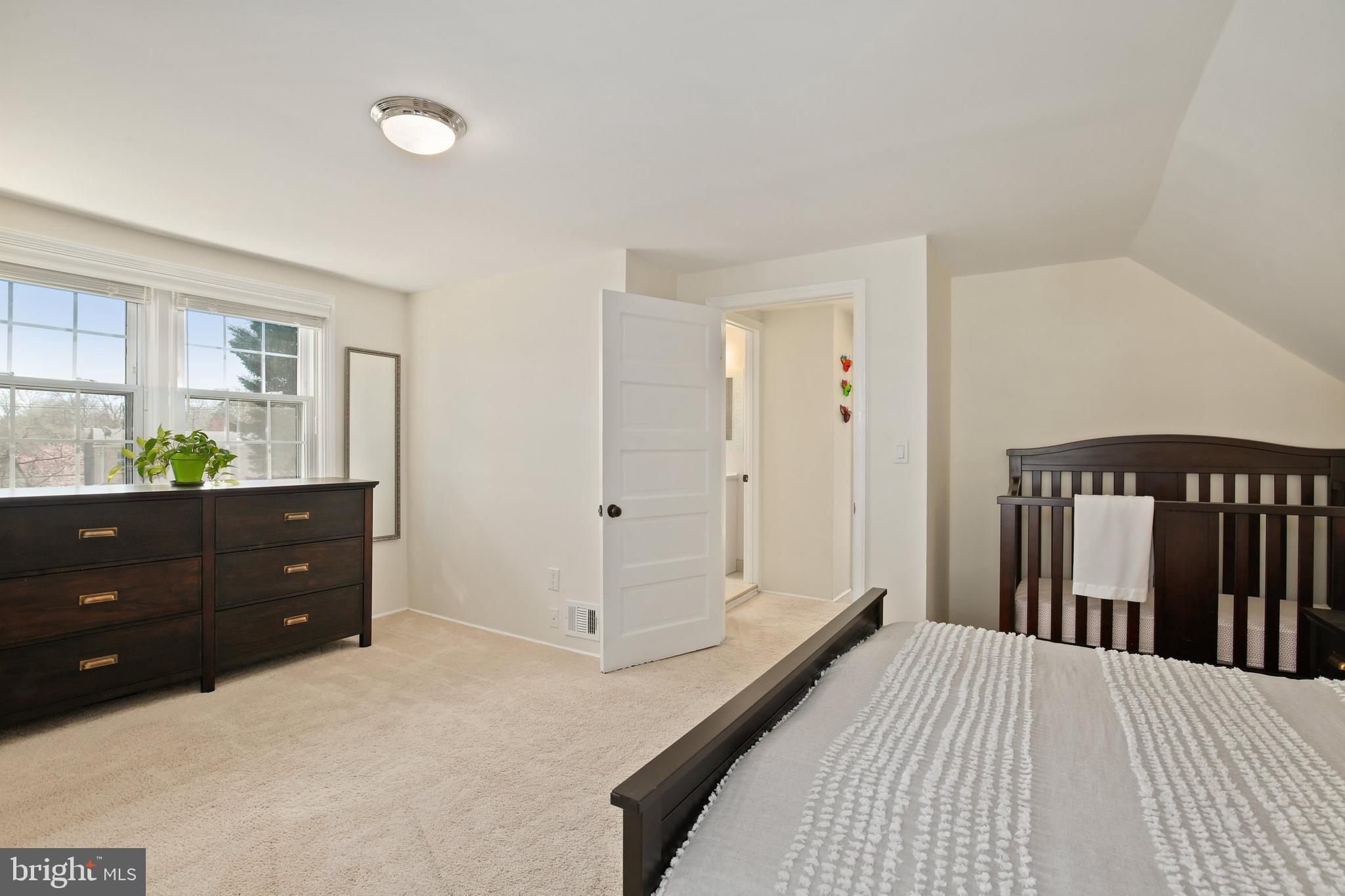 10159 Sutherland Road Silver Spring, MD 20901 - Photo 27 of 54