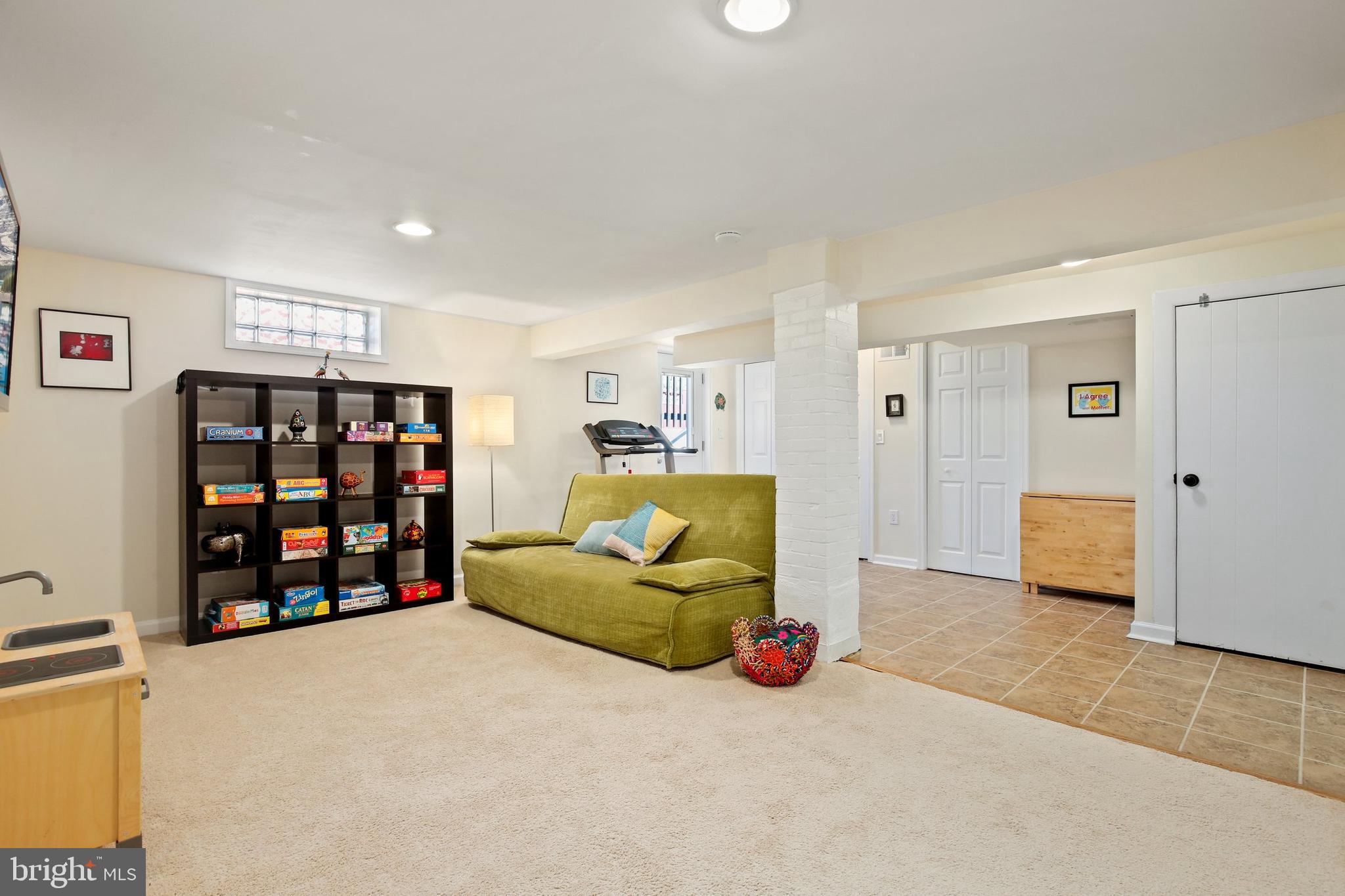 10159 Sutherland Road Silver Spring, MD 20901 - Photo 35 of 54