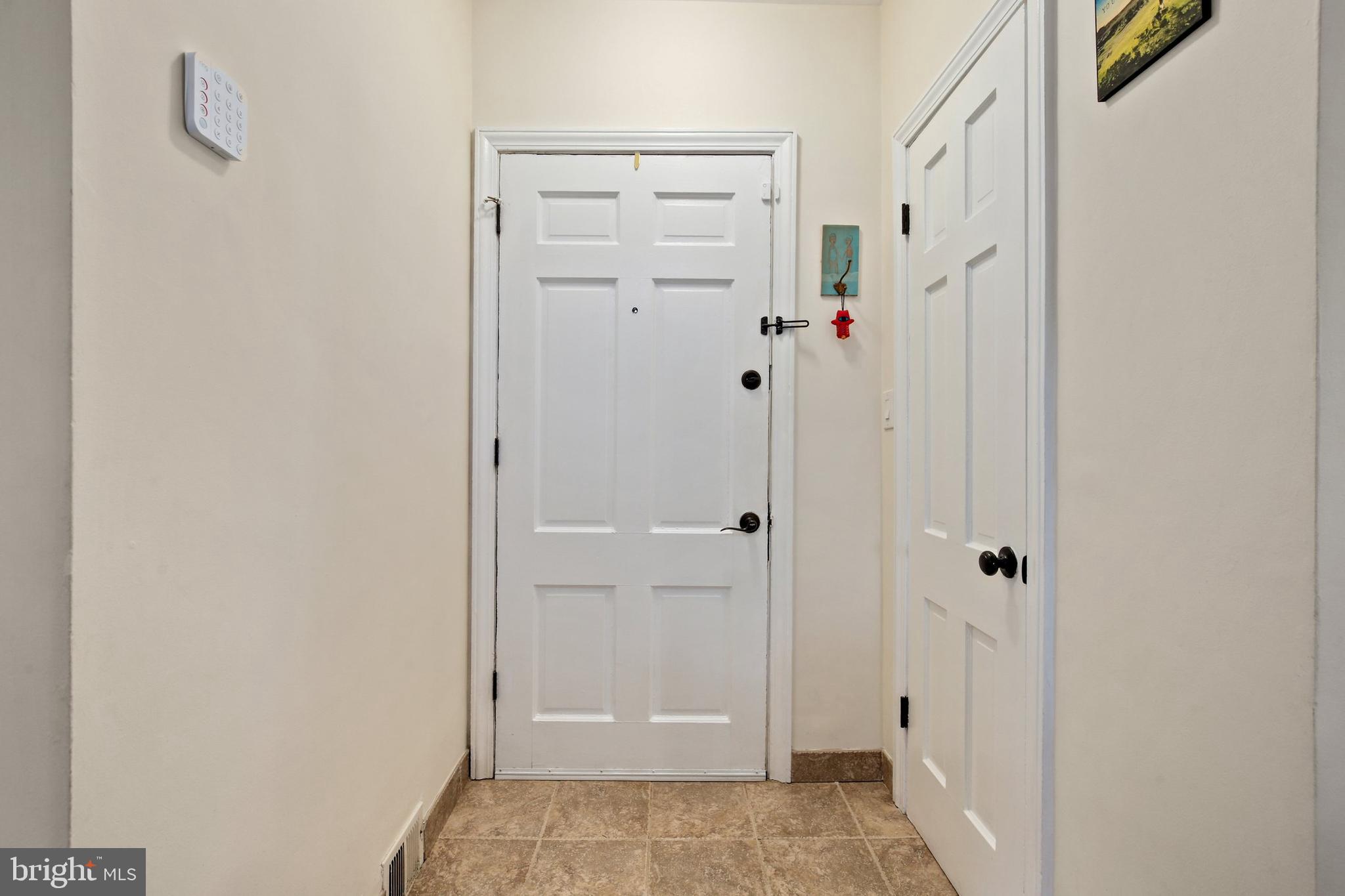 10159 Sutherland Road Silver Spring, MD 20901 - Photo 6 of 54