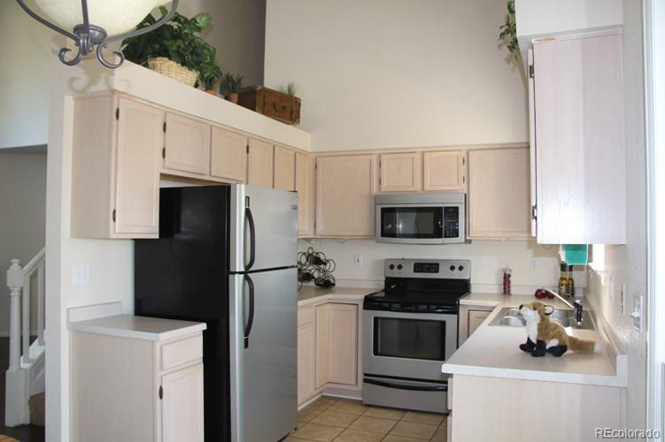 34086 Prairie Loop Elizabeth, CO 80107 - Photo 7 of 14 Gallery Image 7