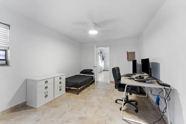 a view of workspace with workspace