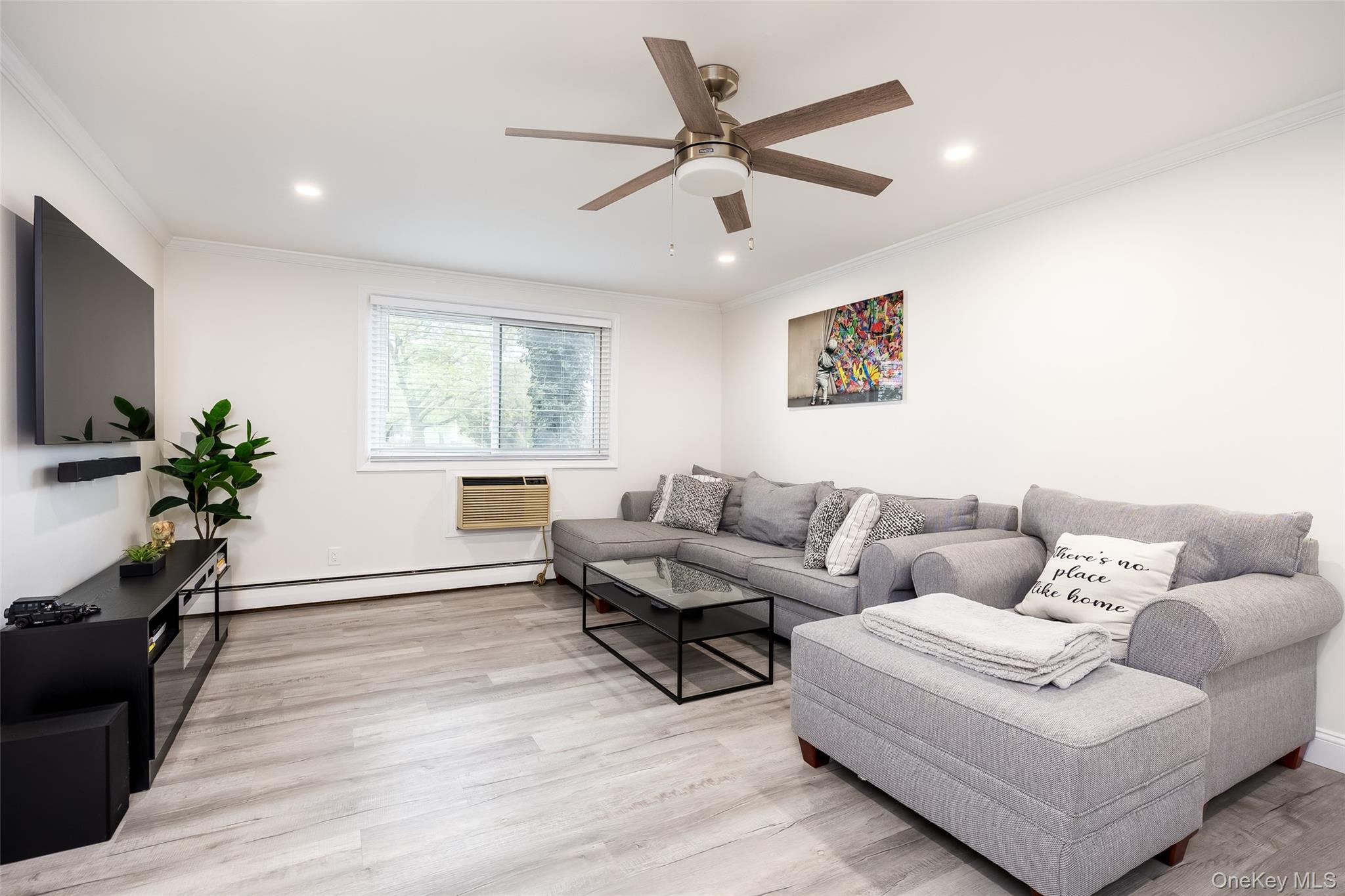 200 Merrick Road, Unit F Amityville, NY 11701 - Photo 13 of 32