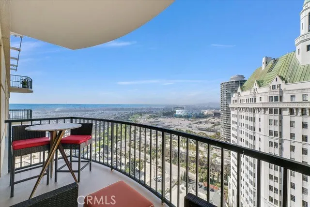 850 East Ocean Boulevard Long Beach, CA 90802 - Photo 3 of 58