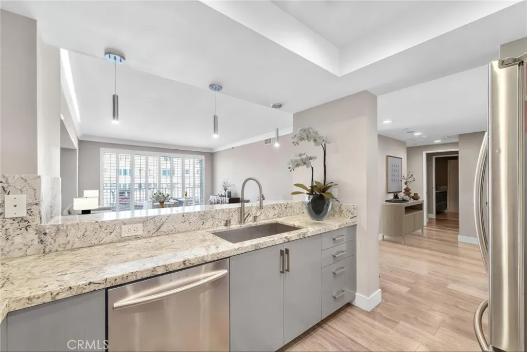 850 East Ocean Boulevard Long Beach, CA 90802 - Photo 5 of 58