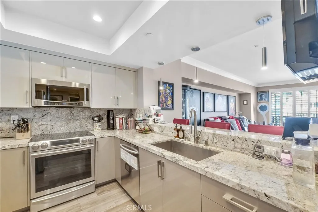 850 East Ocean Boulevard Long Beach, CA 90802 - Photo 6 of 58