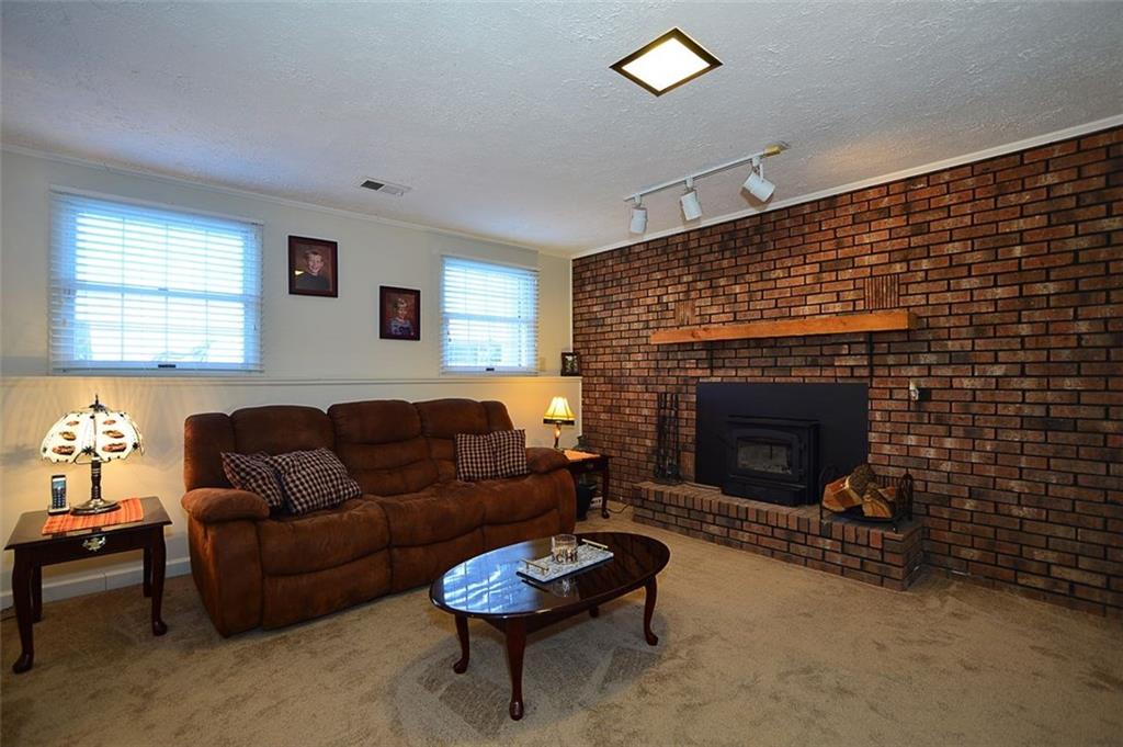 552 Sugar Run Road Eighty Four, PA 15330 - Photo 15 of 25