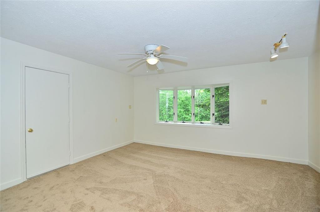 552 Sugar Run Road Eighty Four, PA 15330 - Photo 17 of 25
