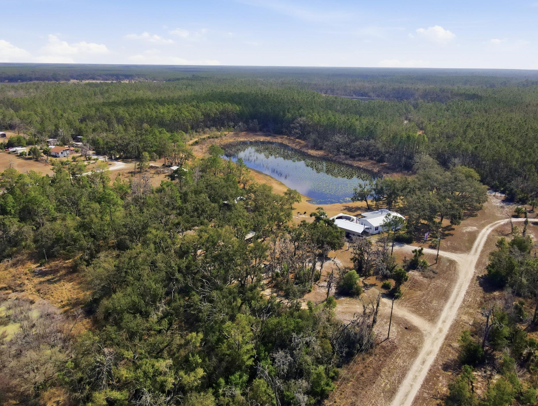 15942 Shell Drive Perry, FL 32348 - Photo 6 of 34