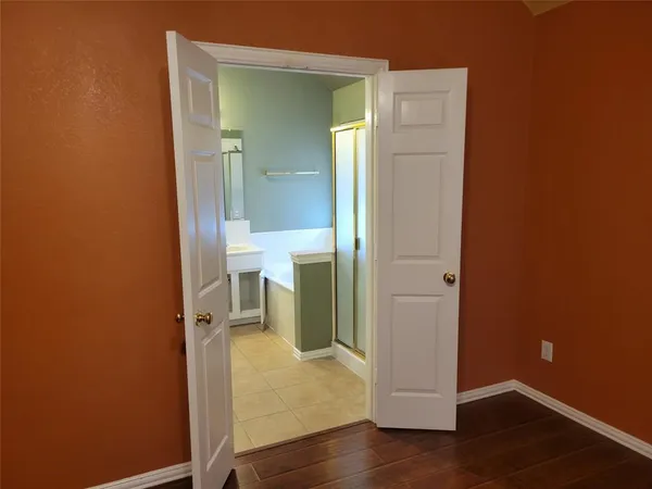 $2,500 | 7913 Salzburg Drive, Rowlett, TX 75089