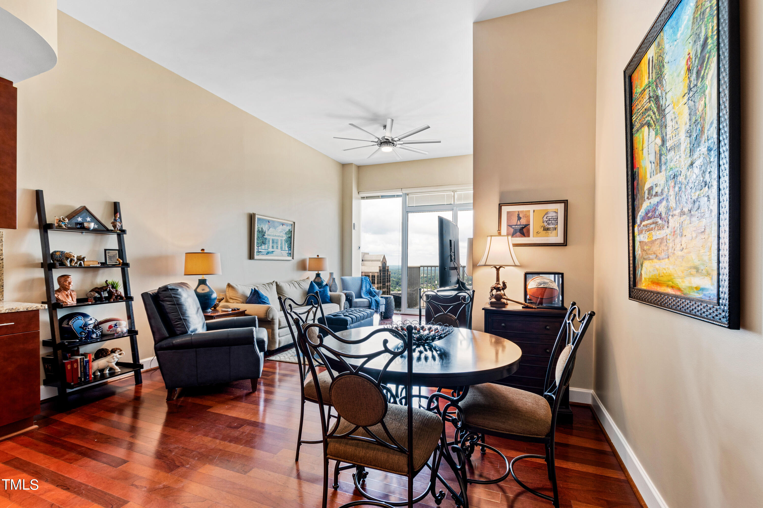 301 Fayetteville Street, Unit 3305 Raleigh, NC 27601 - Photo 21 of 80 DiningB