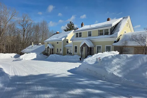 $995,000 | 2759 Highway 11, Peru, VT 05152