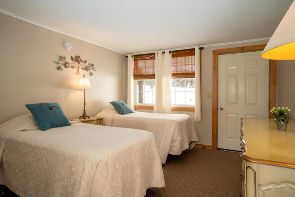 $995,000 | 2759 Highway 11, Peru, VT 05152