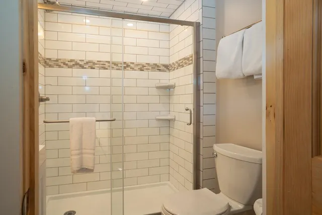 $1,075,000 | 2759 Highway 11, Peru, VT 05152