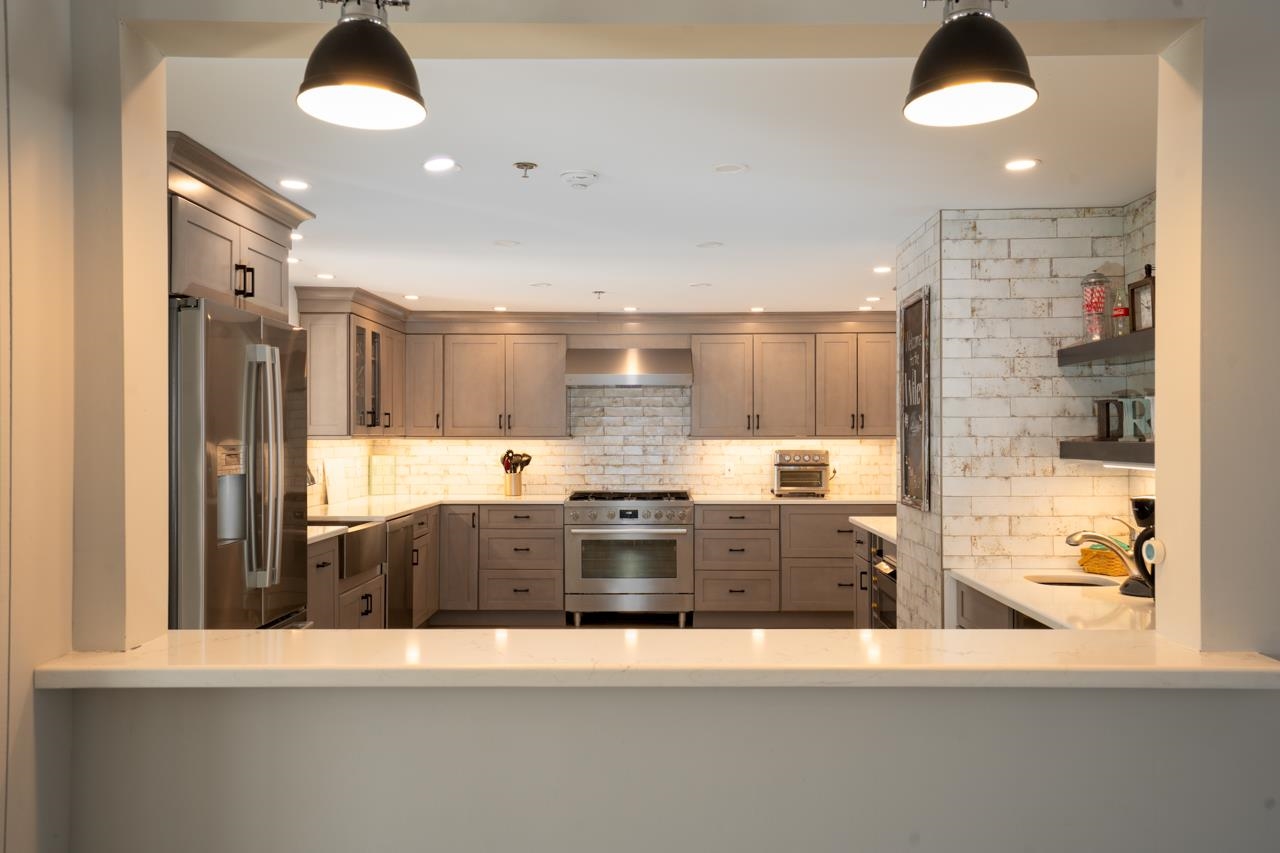 2759 Highway 11 Peru, VT 05152 - Photo 4 of 45