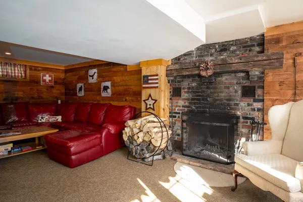 $995,000 | 2759 Highway 11, Peru, VT 05152