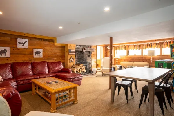 $995,000 | 2759 Highway 11, Peru, VT 05152
