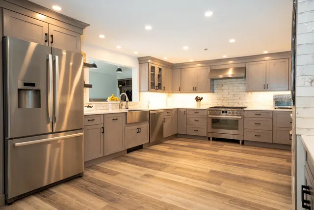 $1,075,000 | 2759 Highway 11, Peru, VT 05152