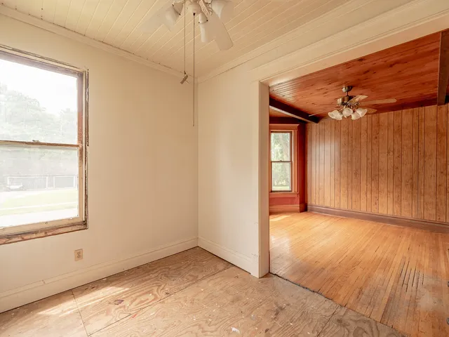 $129,900 | 514 North Street, Crete, IL 60417