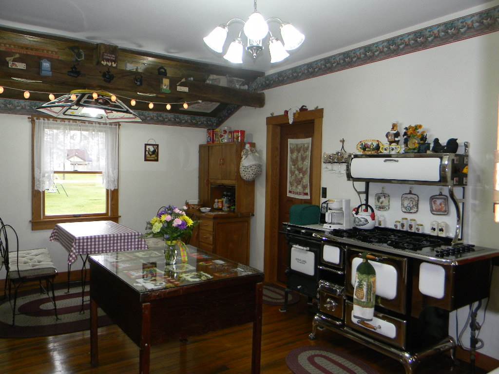 604 Defiance Street Howe, IN 46746 - Photo 12 of 30 Gallery Image 12