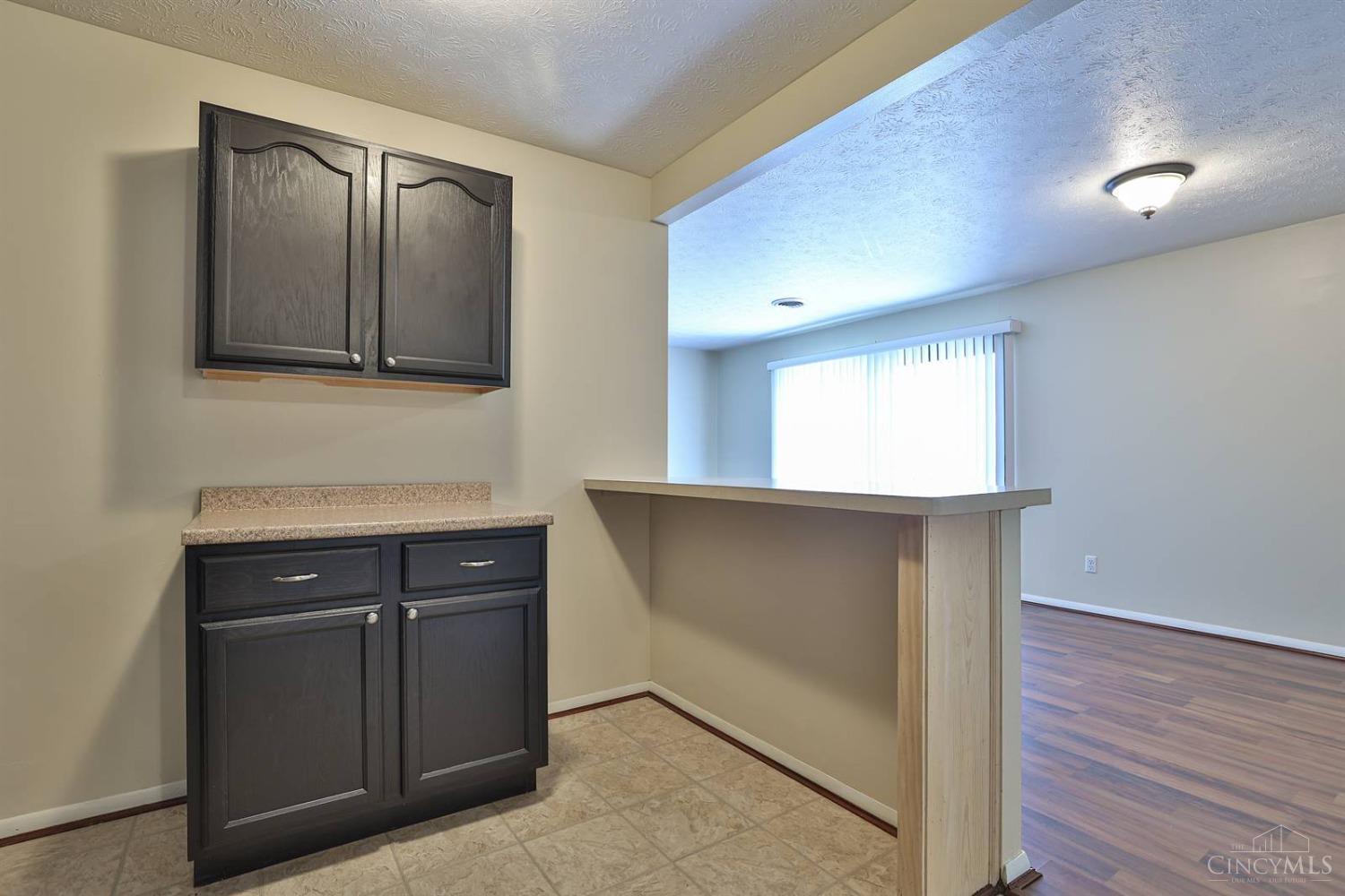 6584 Hearne Road, Unit 17 Cincinnati, OH 45248 - Photo 14 of 27 Gallery Image 14