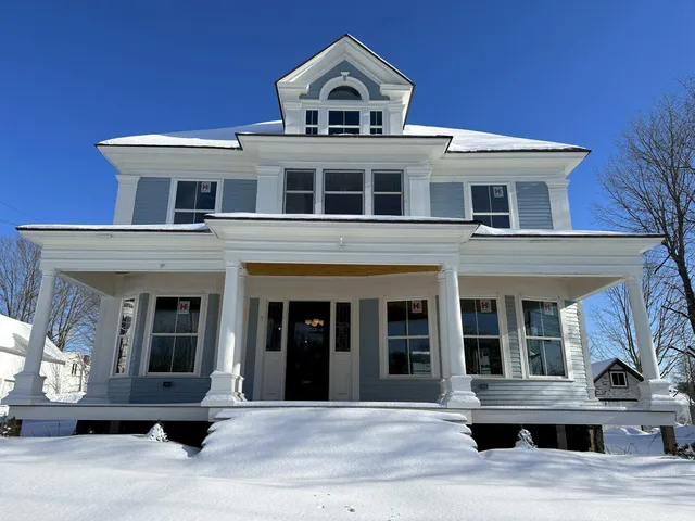 $399,000 | 131 Madison Avenue, Skowhegan, ME 04976