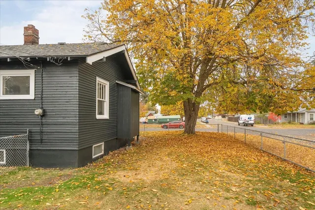 $269,500 | 1903 West Knox Avenue, Spokane, WA 99205