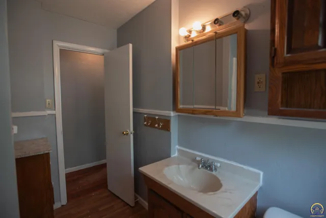 $179,000 | 5518 Southwest Avalon Lane, Topeka, KS 66604