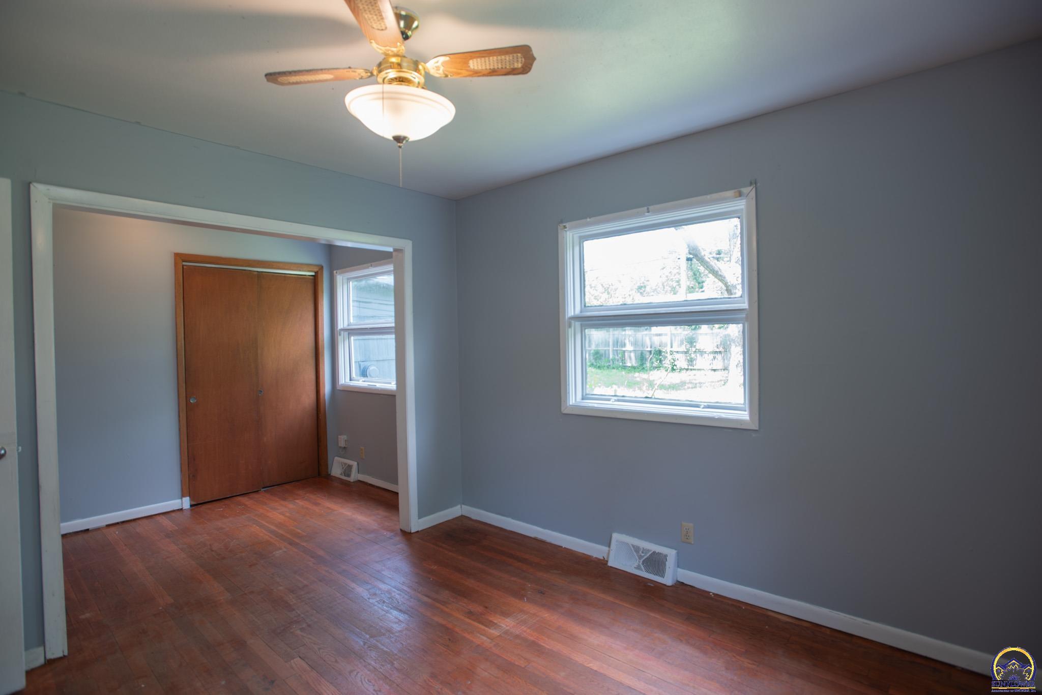 5518 Southwest Avalon Lane Topeka, KS 66604 - Photo 21 of 28