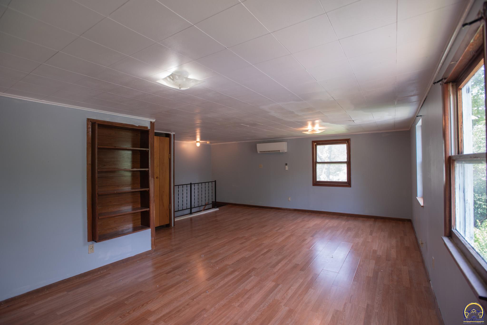 5518 Southwest Avalon Lane Topeka, KS 66604 - Photo 27 of 28