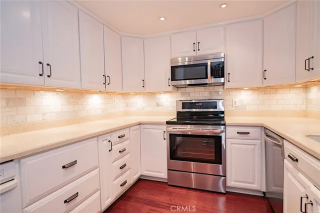 $3,495 | 200 McNeil Lane, Unit 104, Newport Beach, CA 92663