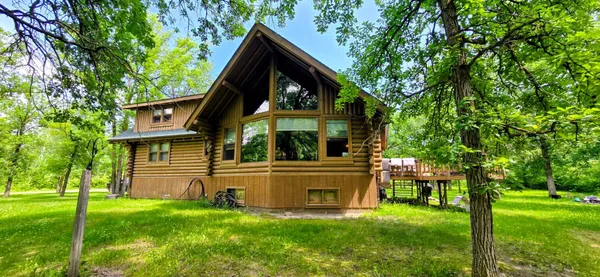 $419,000 | 2846 Hawthorn Drive Northwest, Baudette, MN 56623