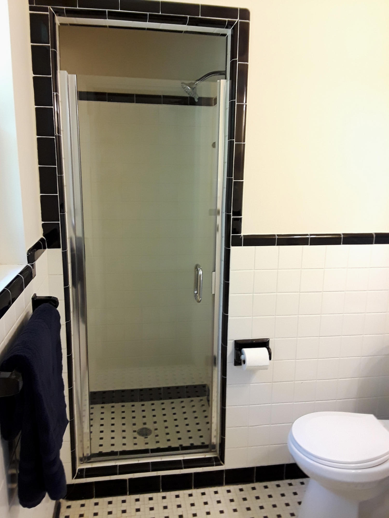 2935 Bolton Road Charleston, SC 29414 - Photo 18 of 25 Master Bathroom- 1