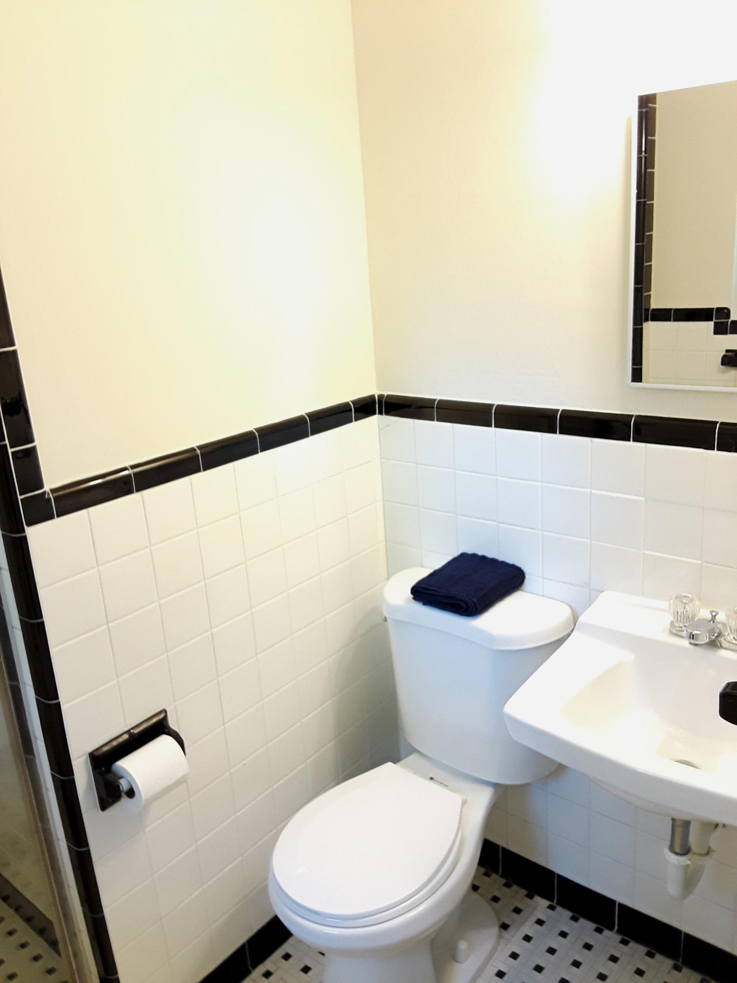 2935 Bolton Road Charleston, SC 29414 - Photo 19 of 25 Master Bathroom- 2
