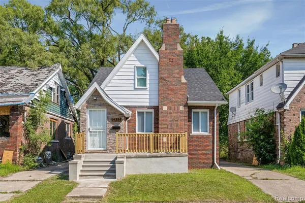 $110,000 | 14895 Mapleridge Street, Detroit, MI 48205