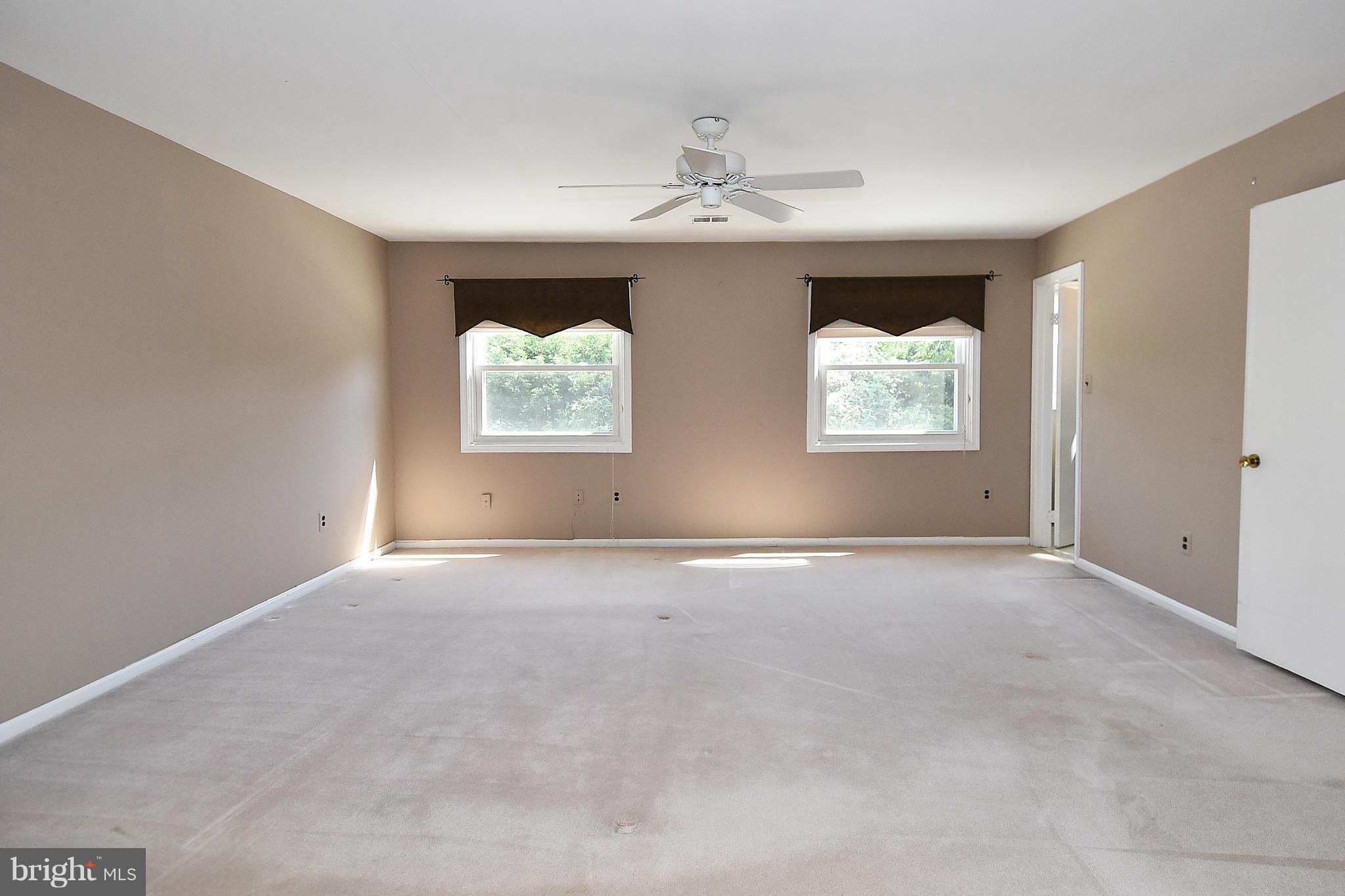 8471 Weems Road Manassas, VA 20110 - Photo 16 of 29 Bedroom (Master)