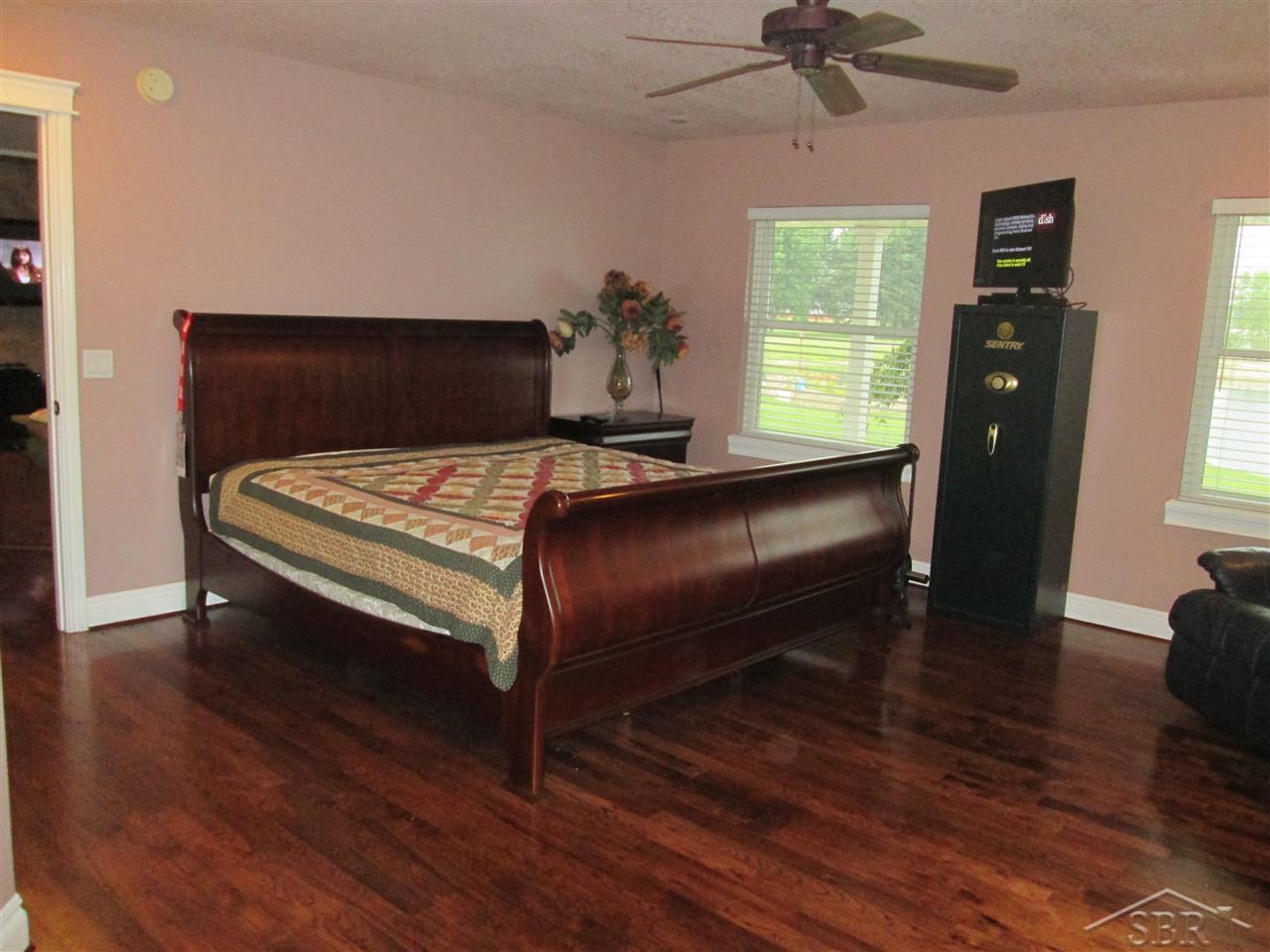 13888 Fergus Road Chesaning, MI 48616 - Photo 8 of 23 31264996-7.JPG