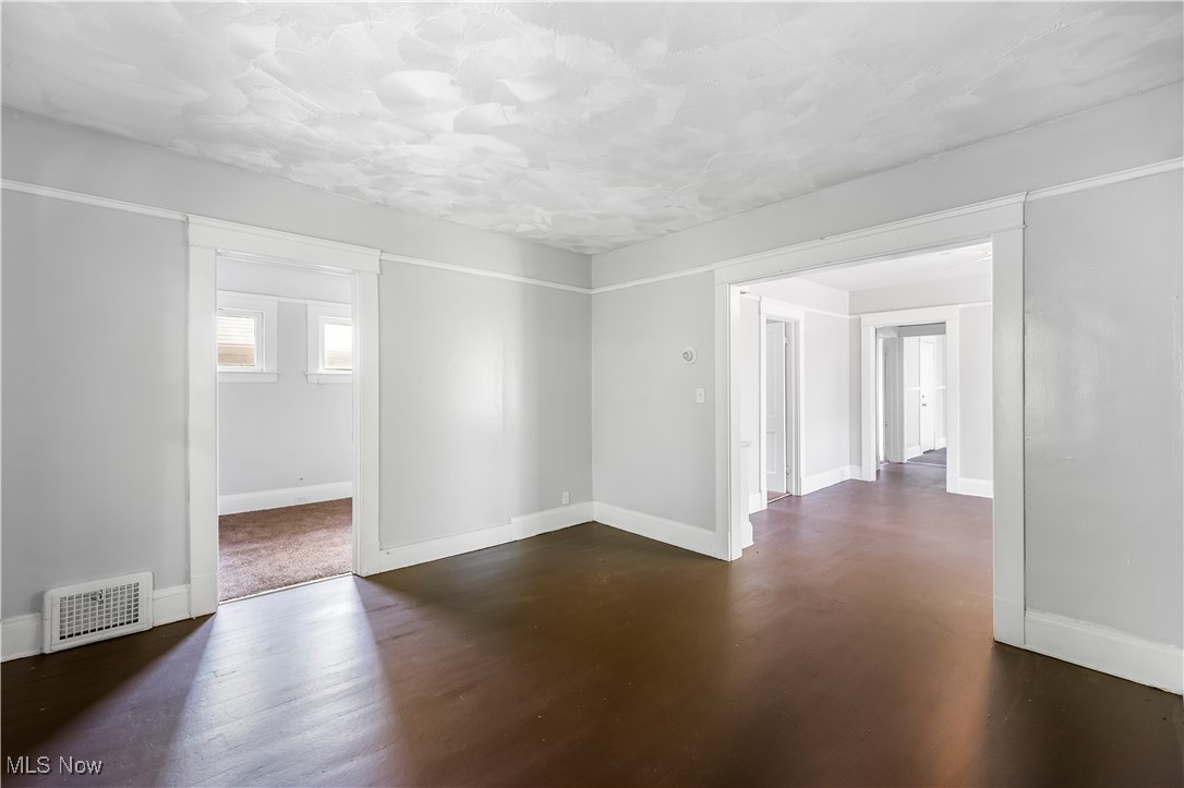 1030 Wheelock Road Cleveland, OH 44103 - Photo 10 of 27