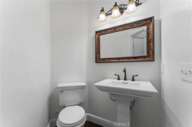 $4,485 | 544 Hooper Avenue, Simi Valley, CA 93065