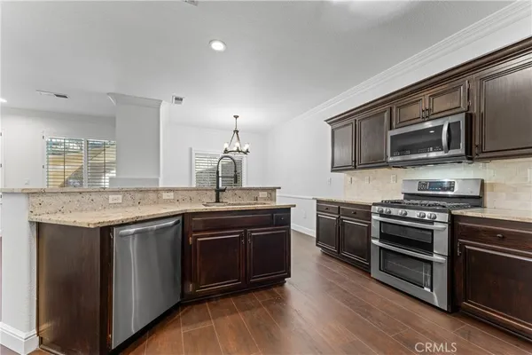 $4,195 | 544 Hooper Avenue, Simi Valley, CA 93065