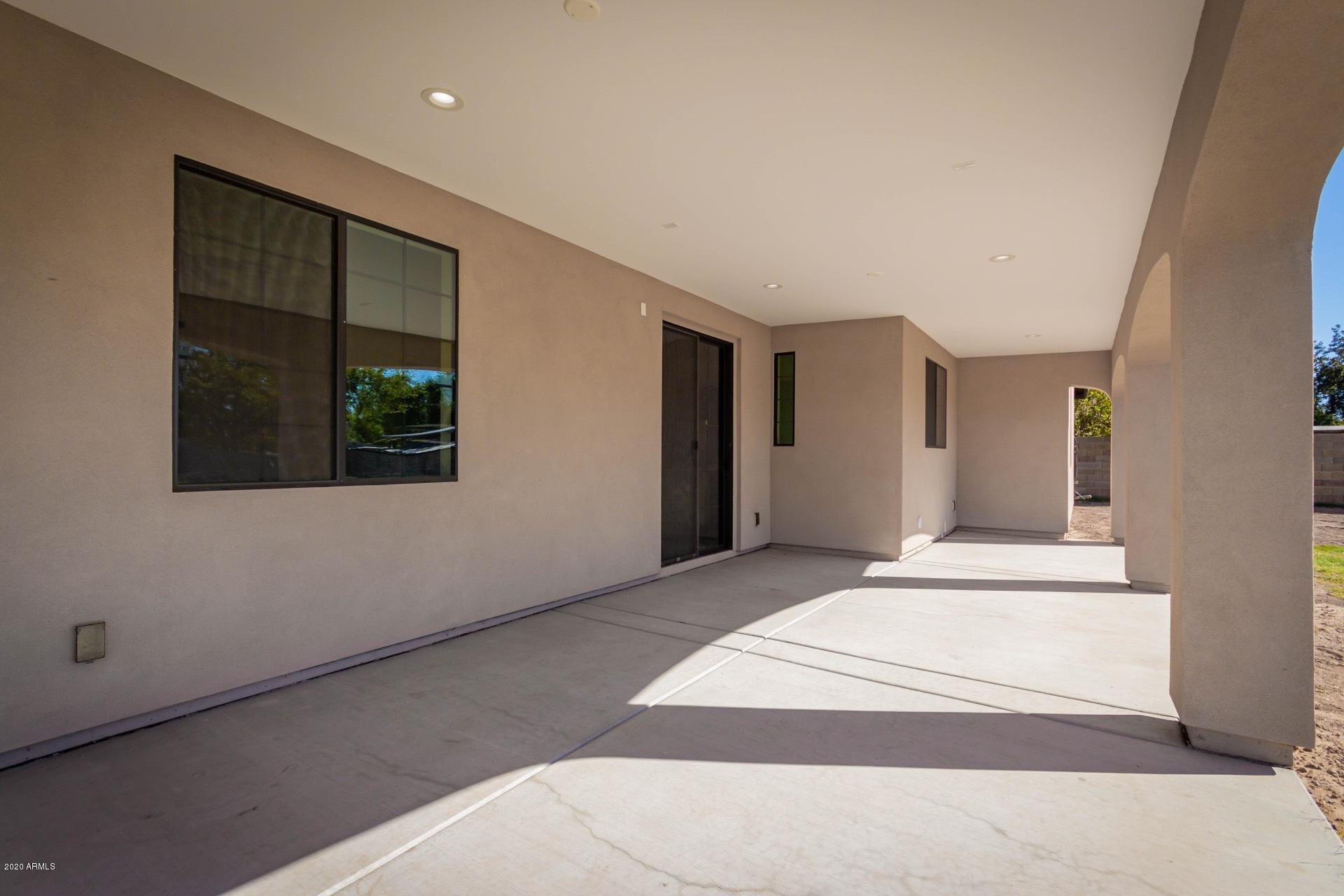 925 West Gregory Road Phoenix, AZ 85041 - Photo 35 of 37 Covered Patio