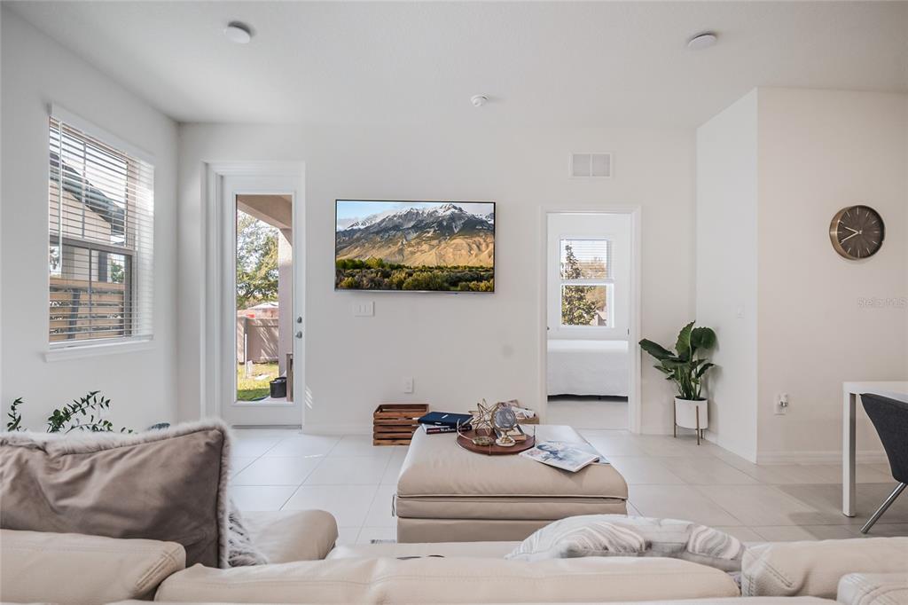 4377 Small Creek Road Kissimmee, FL 34744 - Photo 15 of 48