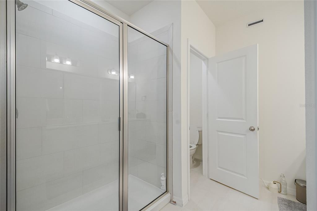 4377 Small Creek Road Kissimmee, FL 34744 - Photo 31 of 48