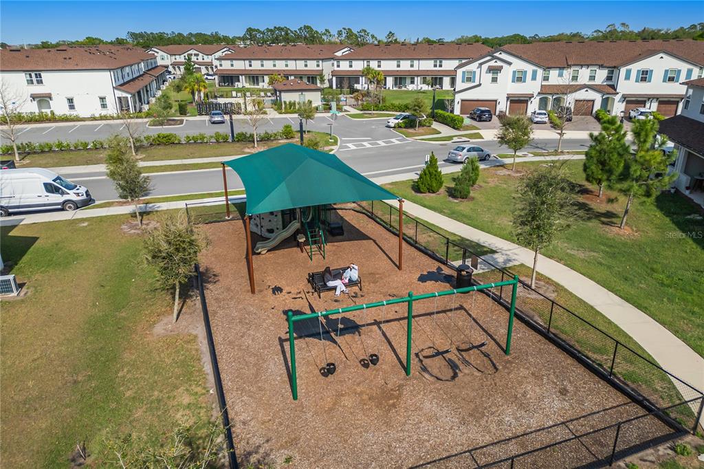 4377 Small Creek Road Kissimmee, FL 34744 - Photo 45 of 48